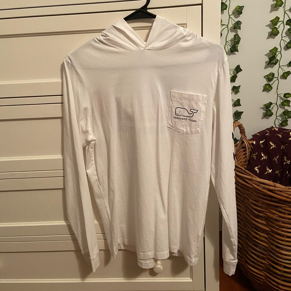 Women’s Vineyard vines hooded long sleeve